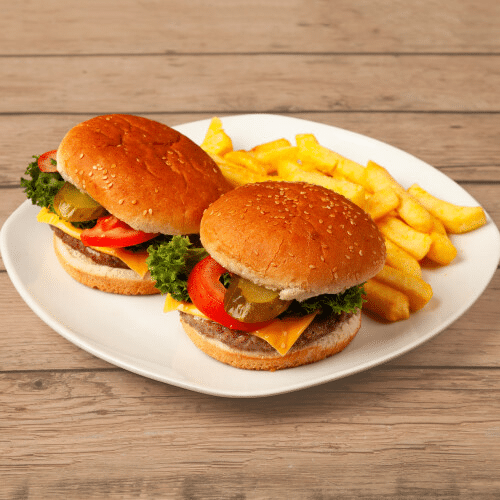 Cheeseburger (2 Stück) mit pommes