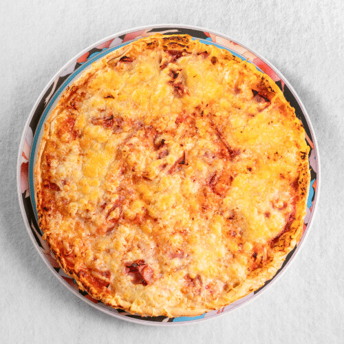 Pizza Salami und Schinken