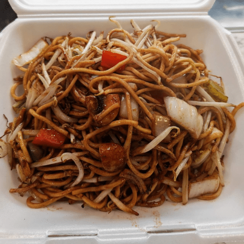 Gebratene Nudeln mit Gemüse (vegetarisch)