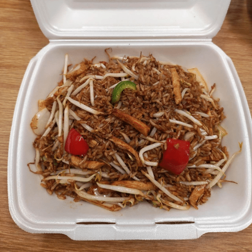 Gebratener Reis mit Hühnerfleisch