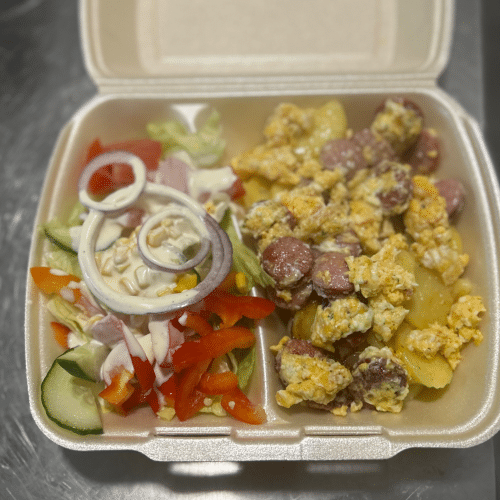 Rührei mit Mettwurst