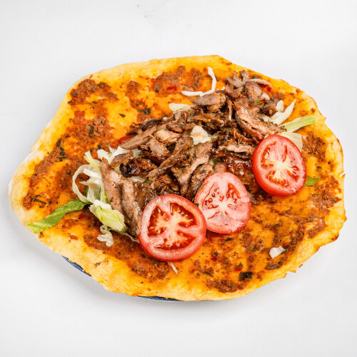 Lahmacun mit Gyros Fleisch