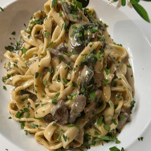 Hangemachte Tagliatelle ai Funghi