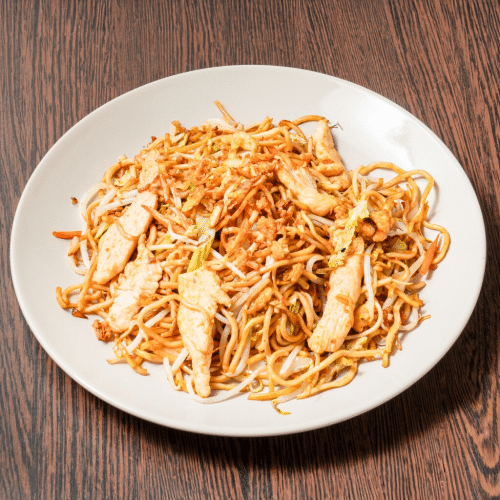 Bratnudeln mit Hühnerfleisch