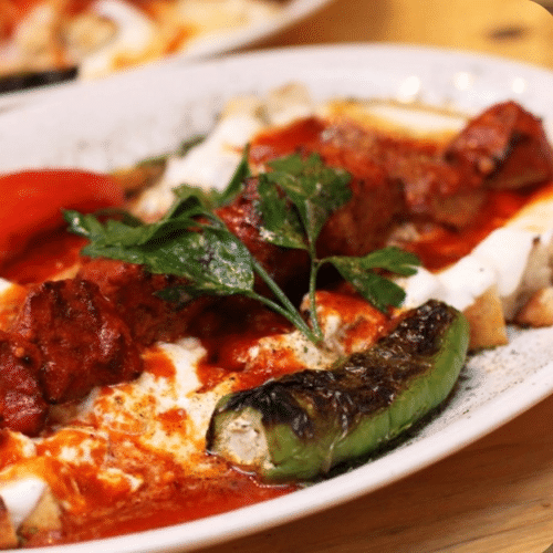 Yoğurtlu Kuzu Şiş (Lammspieß in Joghurt)