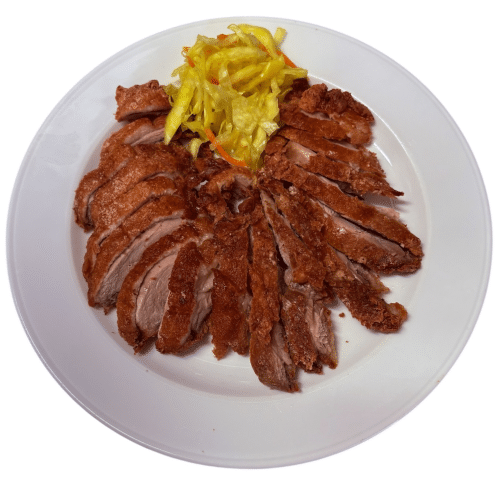 Gebackene Ente mit Kräutersalat und Ananas süße -Sauer-Sauce