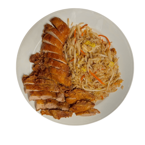 Gebratener Reis mit Ei Gemüse und knusprige Ente