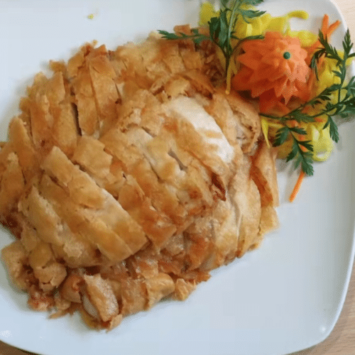 Hühnerbrust knusprig mit Gemüse und süße Sauer Soße