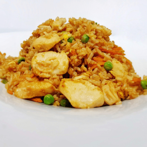Gebratener Reis mit Hähnchenfleisch