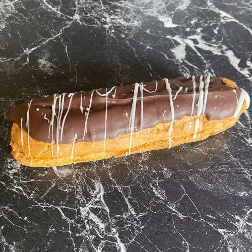 Éclair mit Crème pâtissière