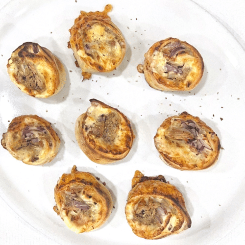 Pizzabrötchen mit Thunfisch & Zwiebeln