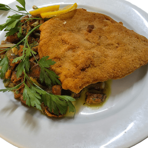 Frische Pfifferlinge mit einem Schnitzel nach Wahl