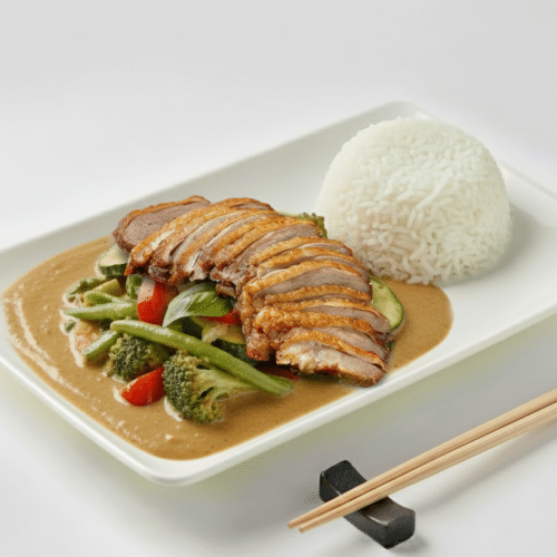 Thailändisch mit Entenfleisch kross und Erdnusssauce