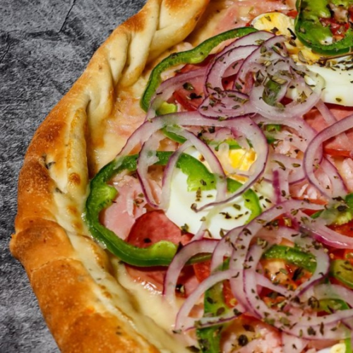 Pizza gebratene Zwiebeln