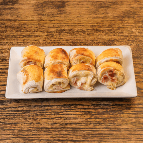 Pizzabrötchen mit Putenschinken und Gouda