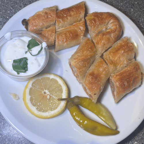 Börek mit Schafskäse