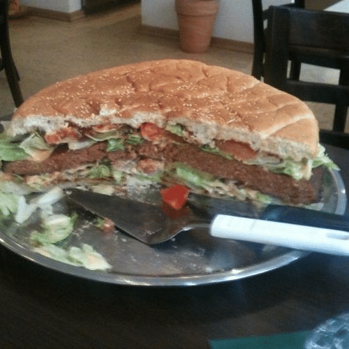 Monster Burger, ca 2 Kg , 30 cm