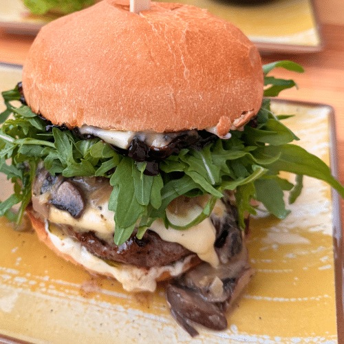 Mushroom Madness Burger Menü