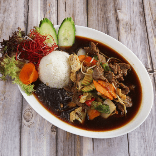 Chop Suey mit Rindfleisch (leicht scharf)