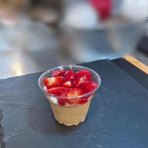 Milchreis mit Erdbeeren und Erdbeersoße