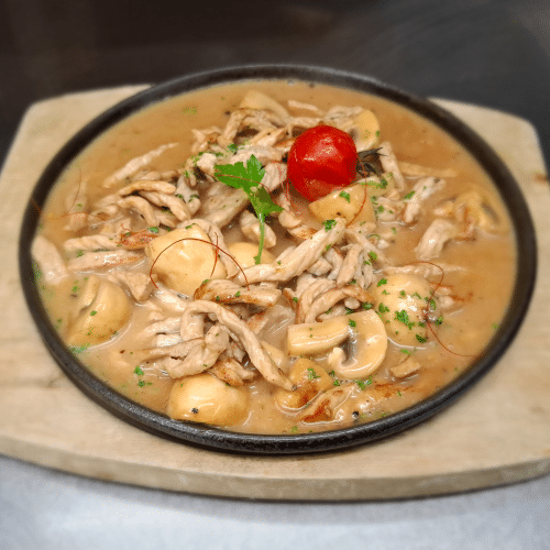 Schweinegeschnetzeltes in Pfefferrahm