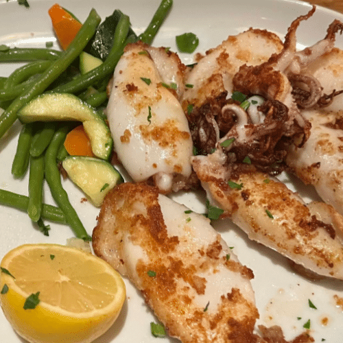 Calamaretti vom Grill mit Kartoffeln