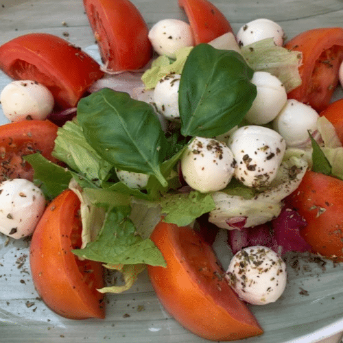 Insalata di Pomodoro e Basilico