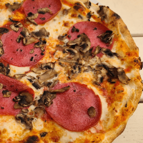 Pizza Salami e Funghi