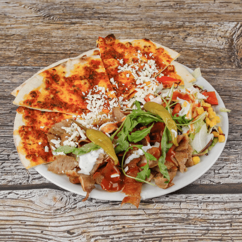 Lahmacun Teller mit Dönerfleisch
