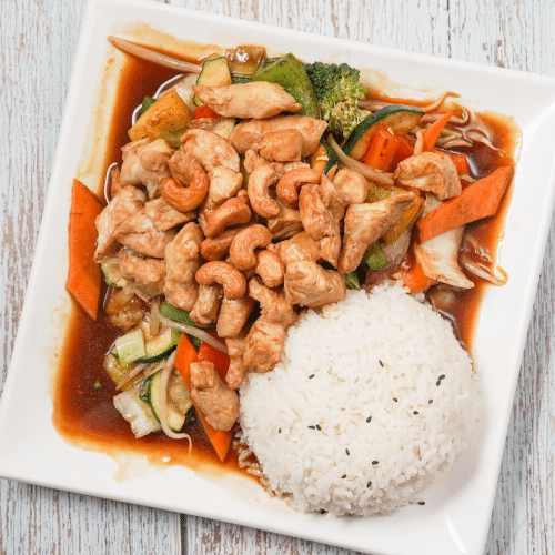 Koon-Po mit Cashewkernen und Gemüse (leicht-scharf)