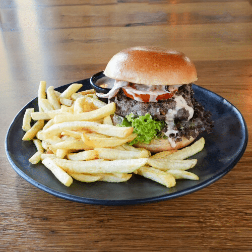 (200g Premium Angus Beef) - Classic Burger