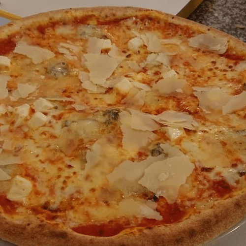 Pizza Quattro Formaggi