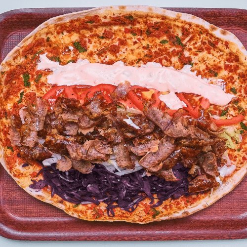 Lahmacun mit Dönerfleisch