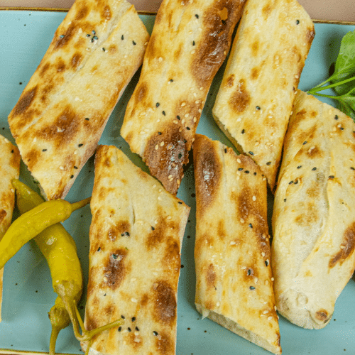 Peynirli Develi Pide