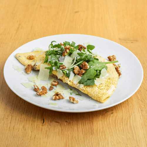 Röstbrot mit Trüffelomelett, gereiftem Hartkäse