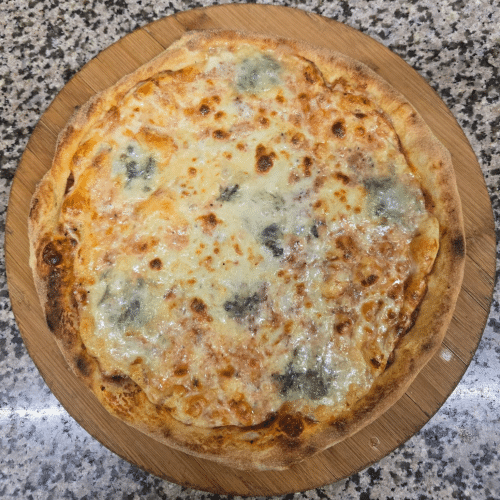 Pizza 4 Formaggi
