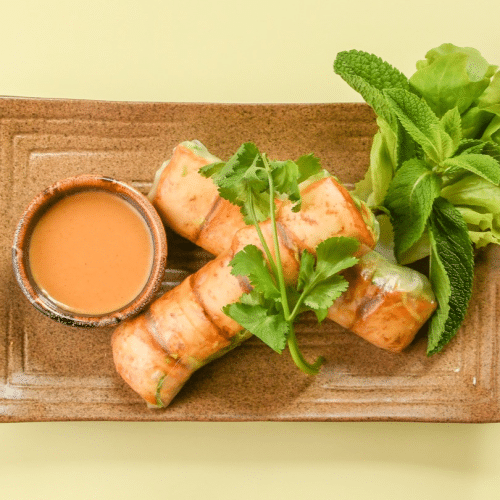 Vietnamesische Sommerrollen mit Tofu (2 Stück)