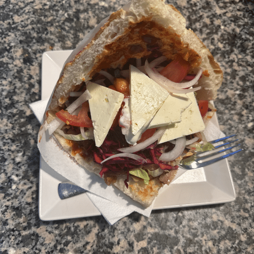 Döner Kebap mit Käse