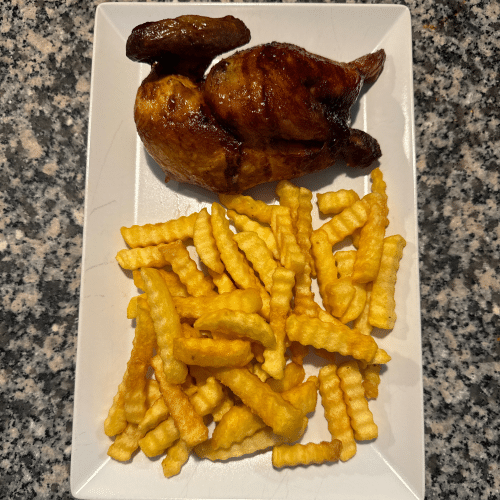 Halbes Hähnchen mit Pommes frites