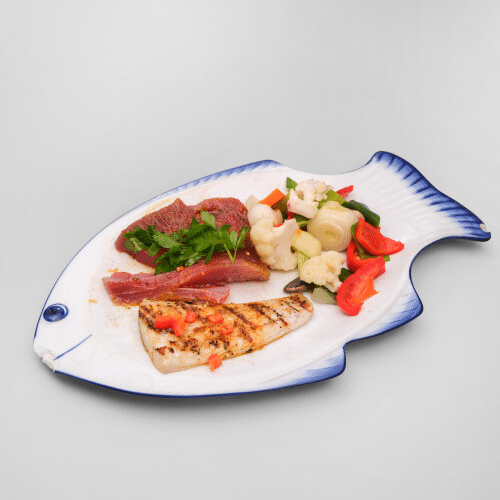 Seeteufel und Thunfisch mit Gemüse