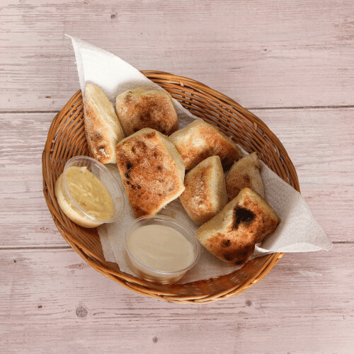 Pizzabrötchen mit Kräuterbutter (6 Stück)