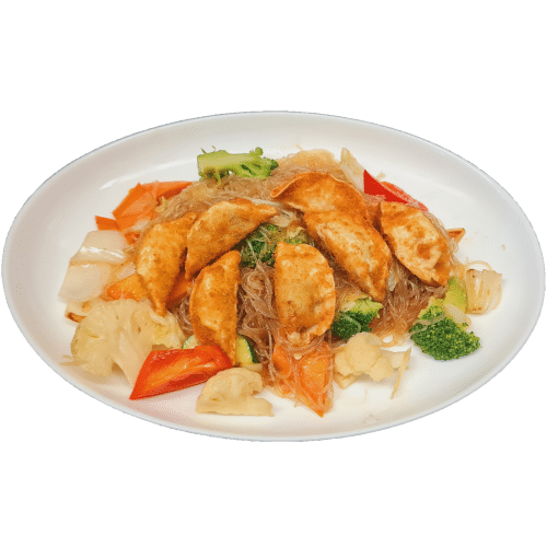 Gebratene Glasnudeln mit Gyoza Dumplings - vegan