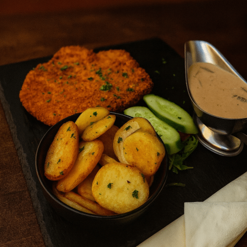 XXL Schnitzel Champignon-Rahm mit Bratkartoffeln 300g