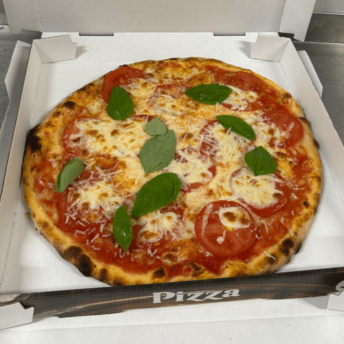 Pizza Caprese (vegetarisch)