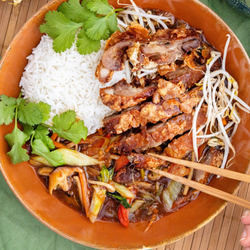 M8. Knusprige Ente Chop Suey