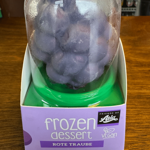 Frozen Dessert Rote Traube