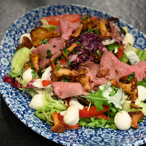 Salat Roastbeef mit Pfifferlingen