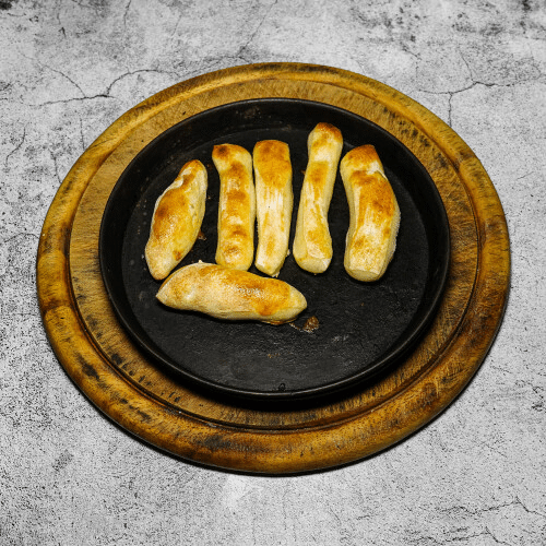 Ofenfrisches Pizzabrötchen