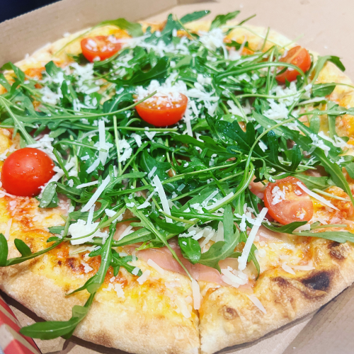Pizza Parmesan-Rucola