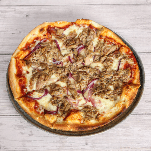 Pizza mit Thunfisch und Zwiebeln